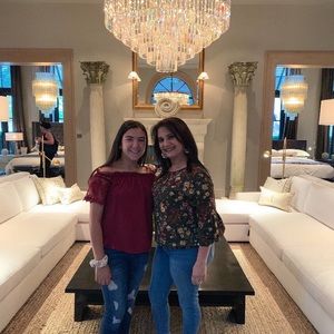 Meet your Posher, Maya